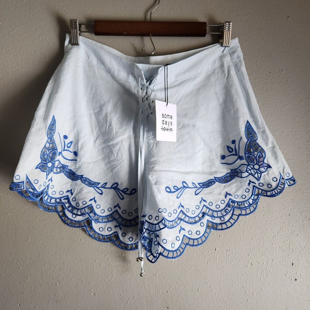 Some Days Lovin Linen Blend Embroidered Lace-Up Shorts NWT Size M